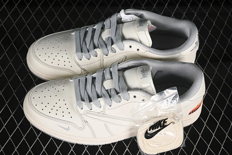 All Categories Air Jordan Jordan Series Basketball Shoes Air Jordan 1 Low High-end Customized Low-top Shoes Travis Scott x Fragment Design x Air Jordan 1 Low OG SP AJ1 Stussi Joint Rice Gray Flame Low-top Cultural Casual Shoes ZH2598-228
